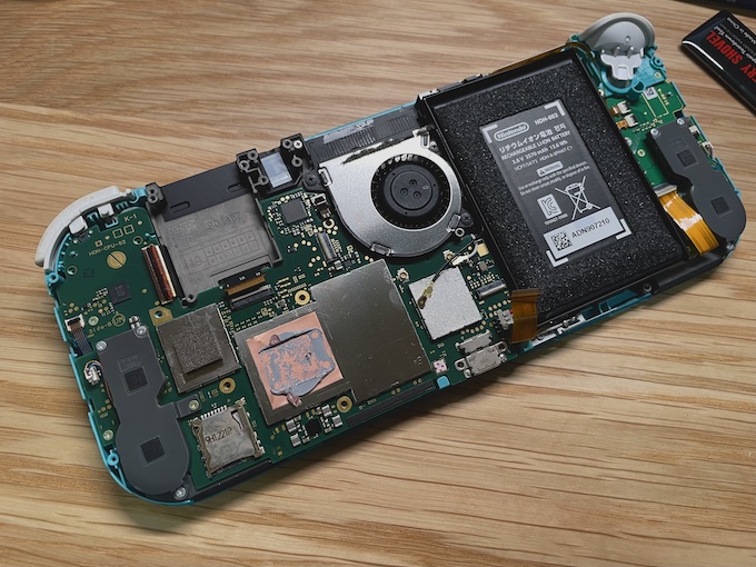 switchlite05.jpg